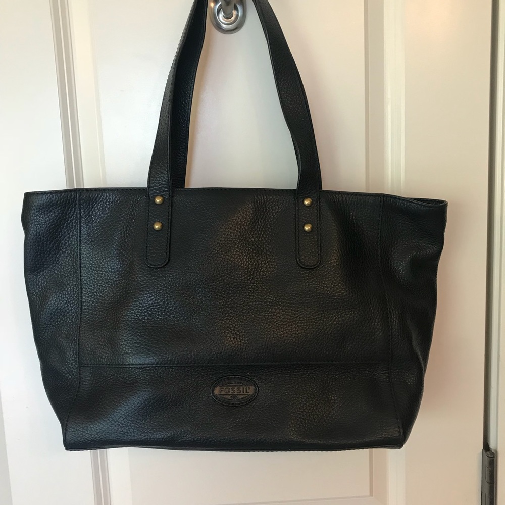 Fossil tote